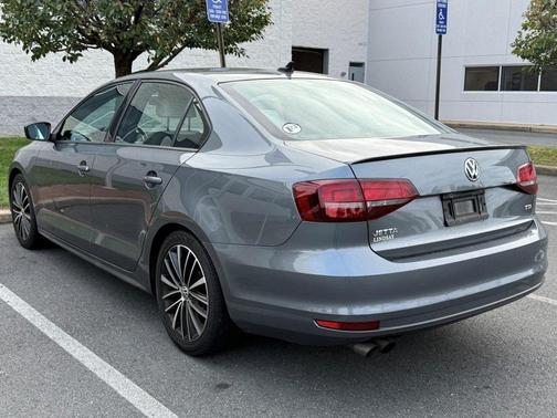 2016 Volkswagen Jetta 1.8T Sport