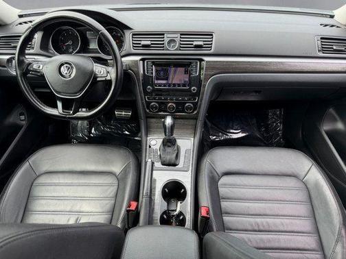 Pure White 2016 Volkswagen Passat V6 SEL Premium