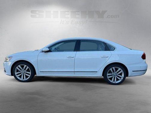 Pure White 2016 Volkswagen Passat V6 SEL Premium