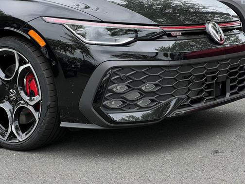2025 Volkswagen Golf GTI 2.0T S DSG