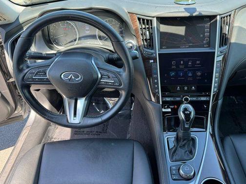 Graphite Shadow 2018 INFINITI Q50 3.0t LUXE