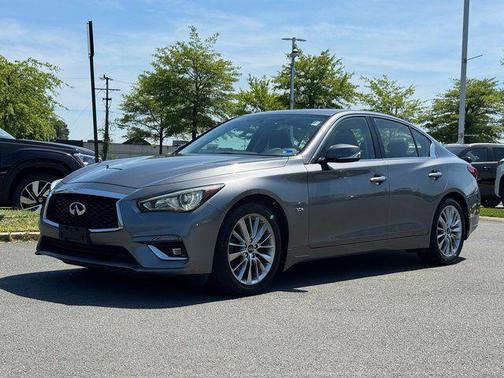 Graphite Shadow 2018 INFINITI Q50 3.0t LUXE