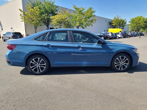 2025 Volkswagen Jetta 1.5T Sport