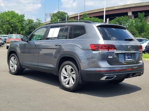 2022 Volkswagen Atlas 3.6L SE w/Technology