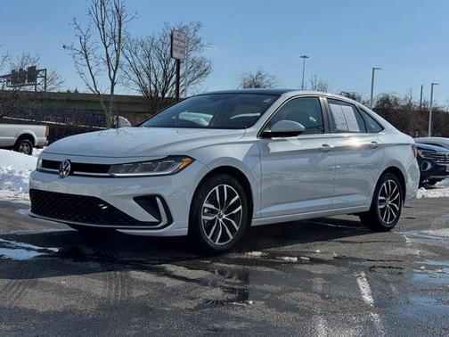 2025 Volkswagen Jetta 1.5T SE