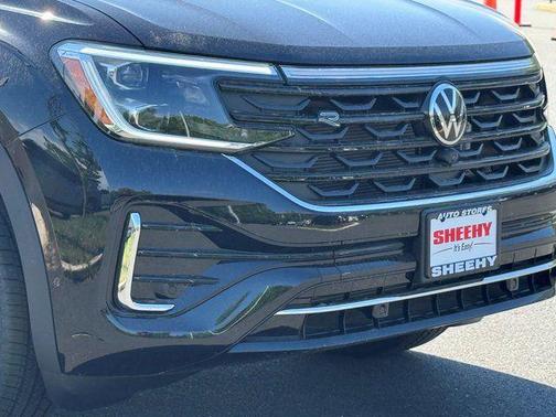 Deep Black Pearl 2026 Volkswagen Atlas 2.0T SEL Premium R-Line 4MOTION
