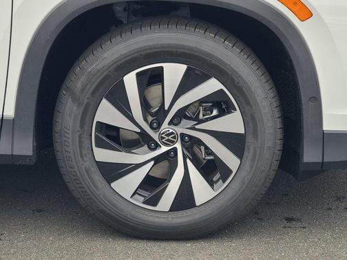 2025 Volkswagen Tiguan 2.0T S