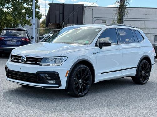 2021 Volkswagen Tiguan 2.0T SE R-Line Black