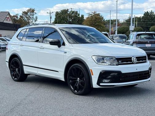 2021 Volkswagen Tiguan 2.0T SE R-Line Black