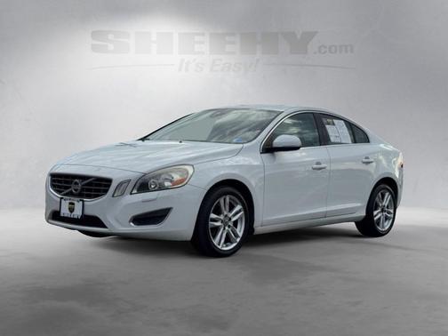 2013 Volvo S60 T5 Platinum