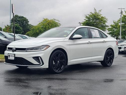 2025 Volkswagen Jetta 1.5T SE