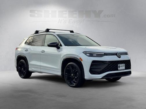Opal White w/Deep Black Roof 2025 Volkswagen Tiguan 2.0T SE R-Line Black 4MOTION