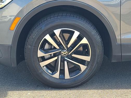 2023 Volkswagen Tiguan 2.0T S