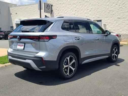 2025 Volkswagen Tiguan 2.0T SE