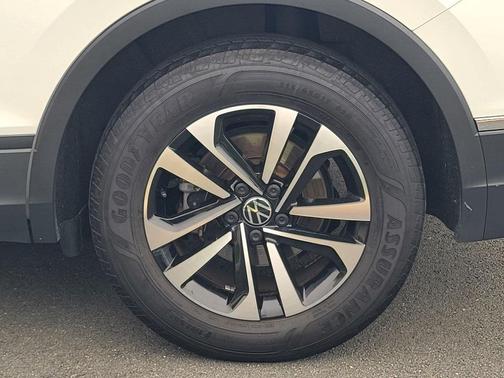 2023 Volkswagen Tiguan 2.0T S