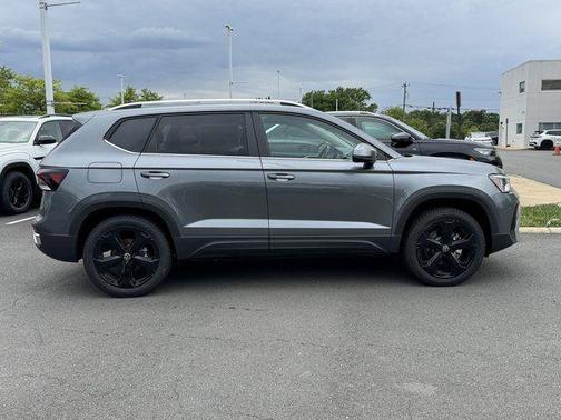 Platinum 2026 Volkswagen Taos SEL
