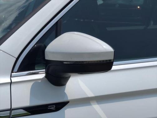 2023 Volkswagen Tiguan 2.0T SEL R-Line 4MOTION