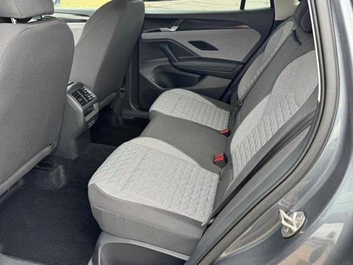 Platinum Gray Metallic 2025 Volkswagen Tiguan 2.0T S