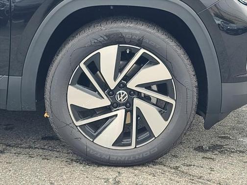 2025 Volkswagen Atlas 2.0T SE w/Technology 4MOTION