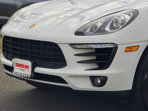 2016 Porsche Macan S