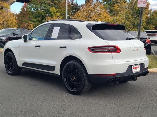 2016 Porsche Macan S