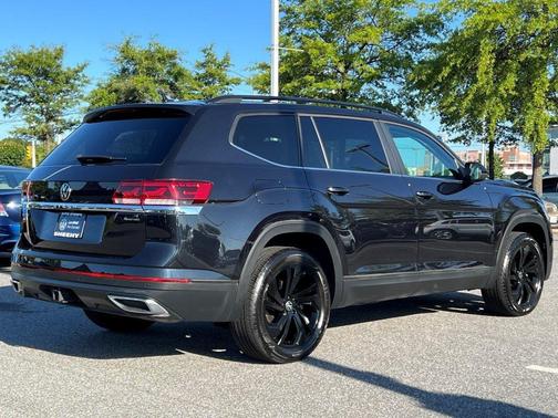 2023 Volkswagen Atlas 3.6L SE w/Technology