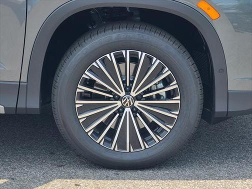 2025 Volkswagen Tiguan 2.0T S 4MOTION