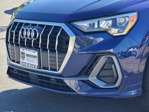 2022 Audi Q3 45 S line Premium