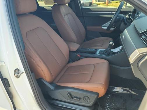 2022 Audi Q3 40 Premium
