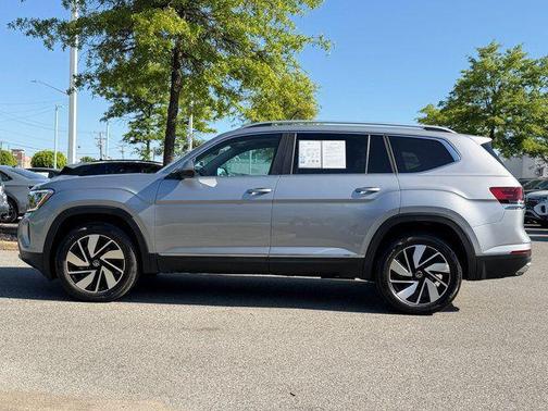 Silver Mist Metallic 2024 Volkswagen Atlas 2.0T SEL