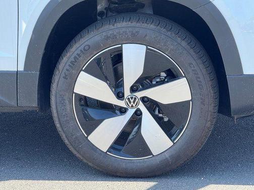 2026 Volkswagen Taos S