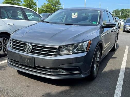 2018 Volkswagen Passat 2.0T SE