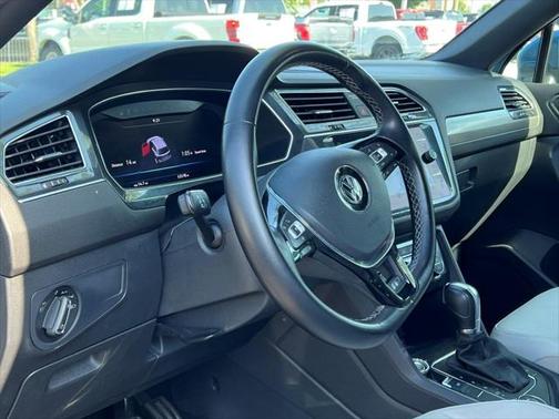 2019 Volkswagen Tiguan 2.0T SEL R-Line 4MOTION