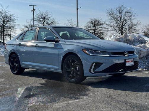 Gray 2026 Volkswagen Jetta 1.4T SE