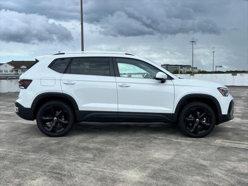 2025 Volkswagen Taos 1.5T SEL