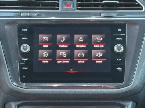 2022 Volkswagen Tiguan 2.0T SE R-Line Black 4MOTION