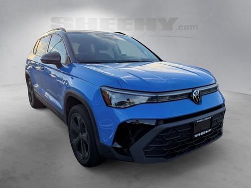 2025 Volkswagen Taos 1.5T SE Black