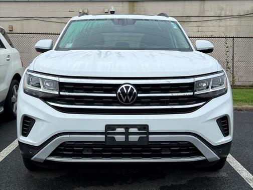 2023 Volkswagen Atlas 2.0T SE w/Technology 4MOTION
