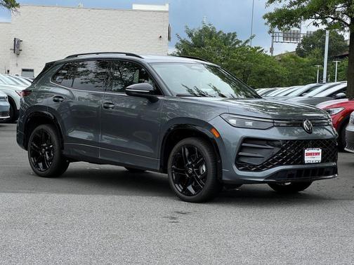 2025 Volkswagen Tiguan 2.0T SE R-Line Black 4MOTION