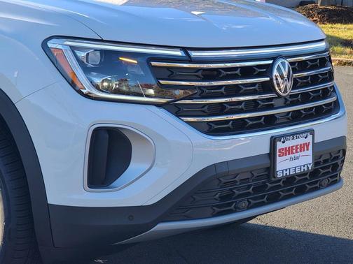 2025 Volkswagen Atlas 2.0T SE w/Technology 4MOTION