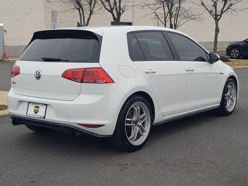 2015 Volkswagen Golf GTI 2.0T Autobahn 4-Door