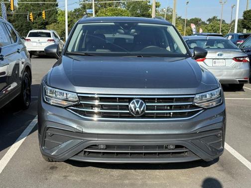2024 Volkswagen Tiguan 2.0T SE 4MOTION