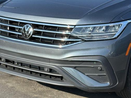 2024 Volkswagen Tiguan 2.0T SE 4MOTION