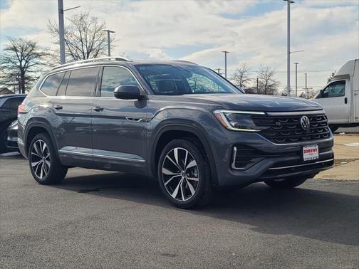 2025 Volkswagen Atlas 2.0T SEL Premium R-Line 4MOTION