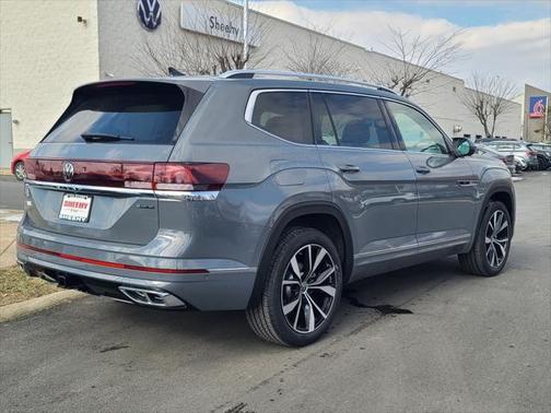 2025 Volkswagen Atlas 2.0T SEL Premium R-Line 4MOTION