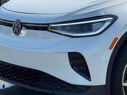 Opal White Pearl 2023 Volkswagen ID.4 AWD Pro S