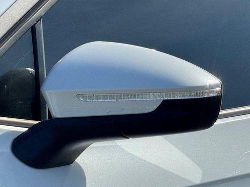 Opal White Pearl 2023 Volkswagen ID.4 AWD Pro S