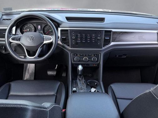 2021 Volkswagen Atlas 2.0T SE w/Technology 4MOTION