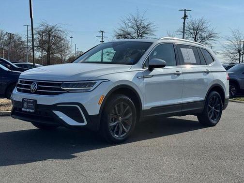 2023 Volkswagen Tiguan 2.0T SE