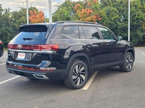2026 Volkswagen Atlas 2.0T SE w/Technology 4MOTION